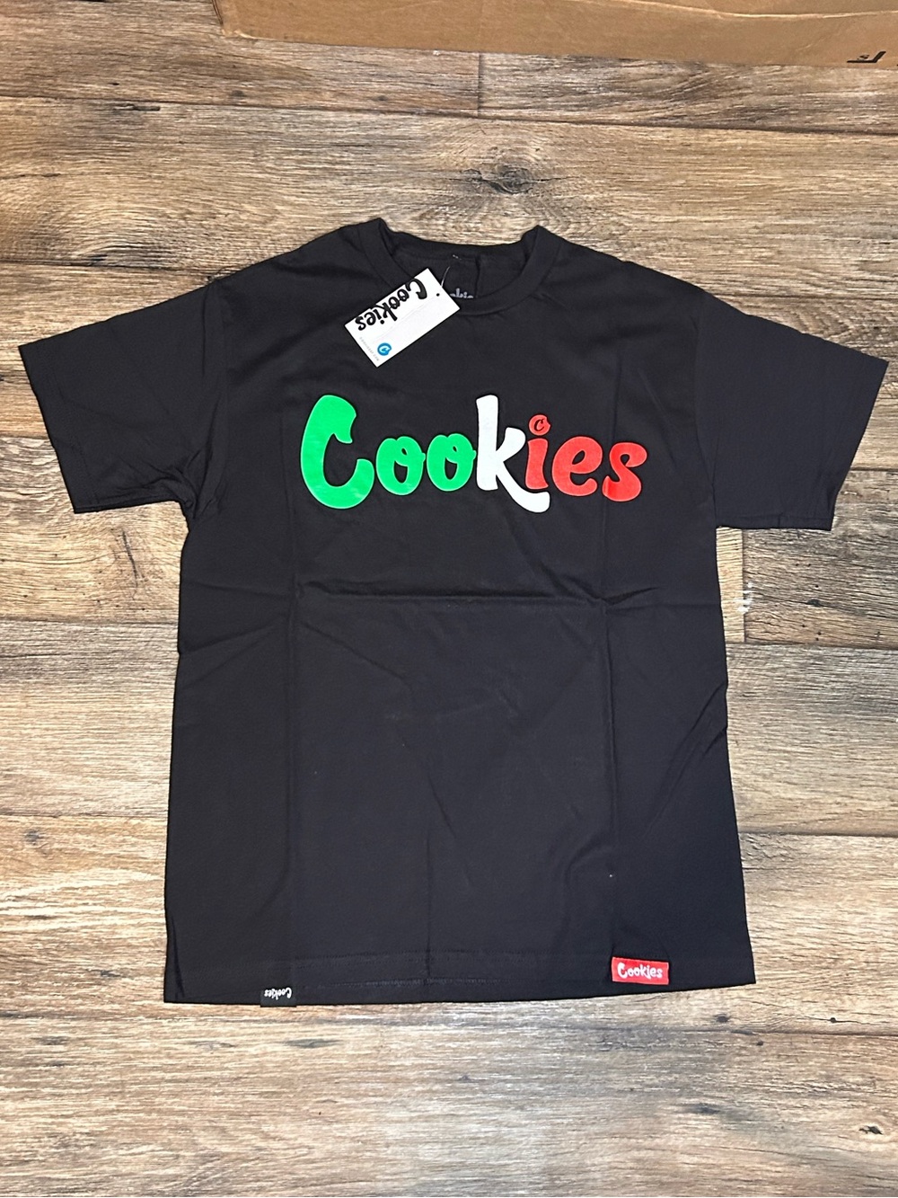 🔴Cookies Tricolor Tee 🇲🇽 Size M 🔥🔥New With Tags❗️🏷️